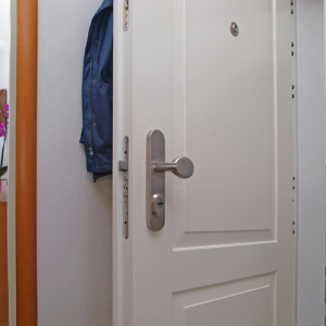 ADLO - Sicherheitst�r ARDEN, Kasettendesign 101 - KV 1, T�roberfl�che RAL 9010 mat